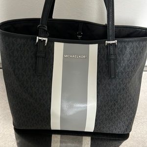 Michael Kors Tote